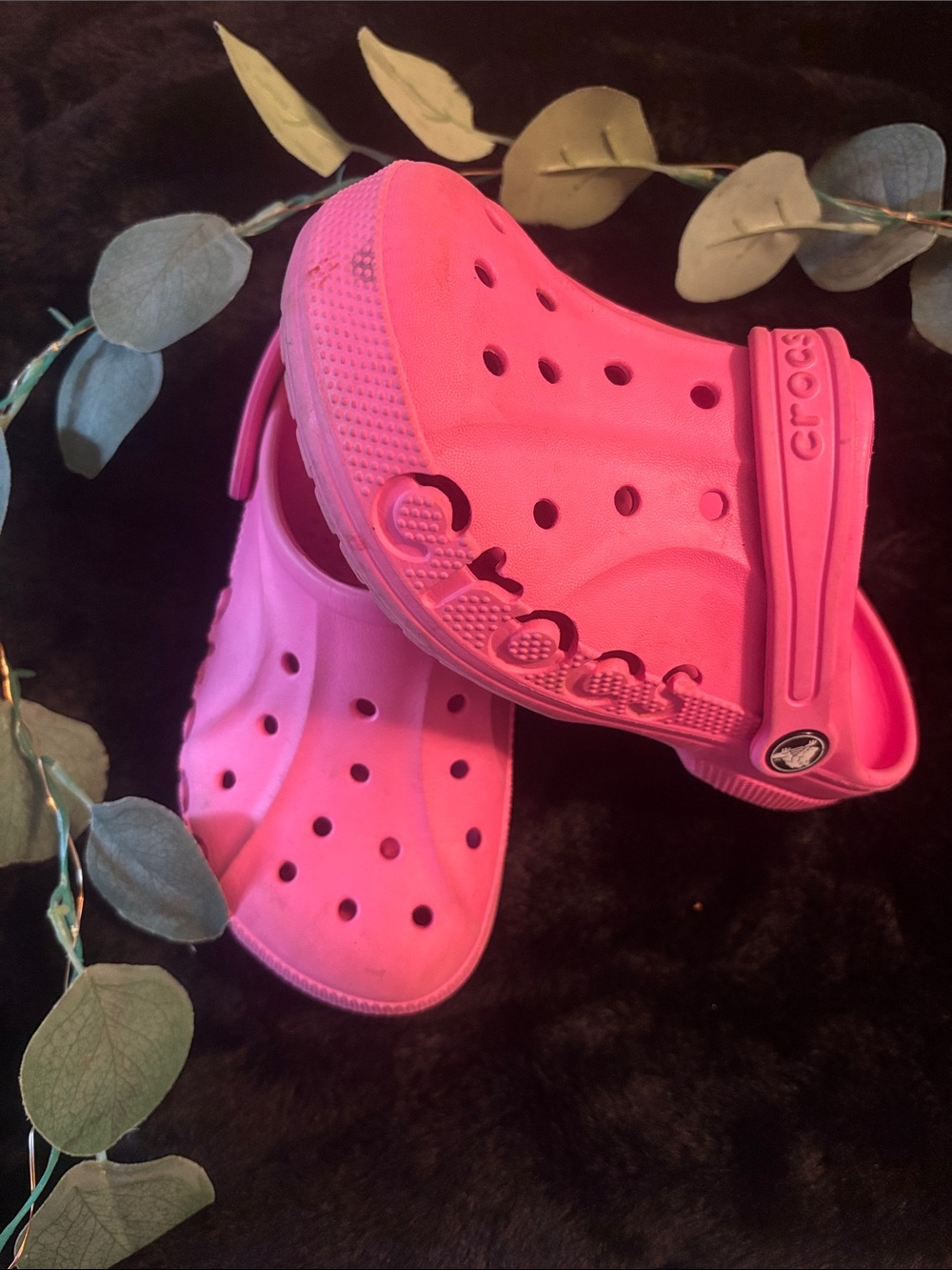 CROCS Kids Classic Clog in Hot Pink